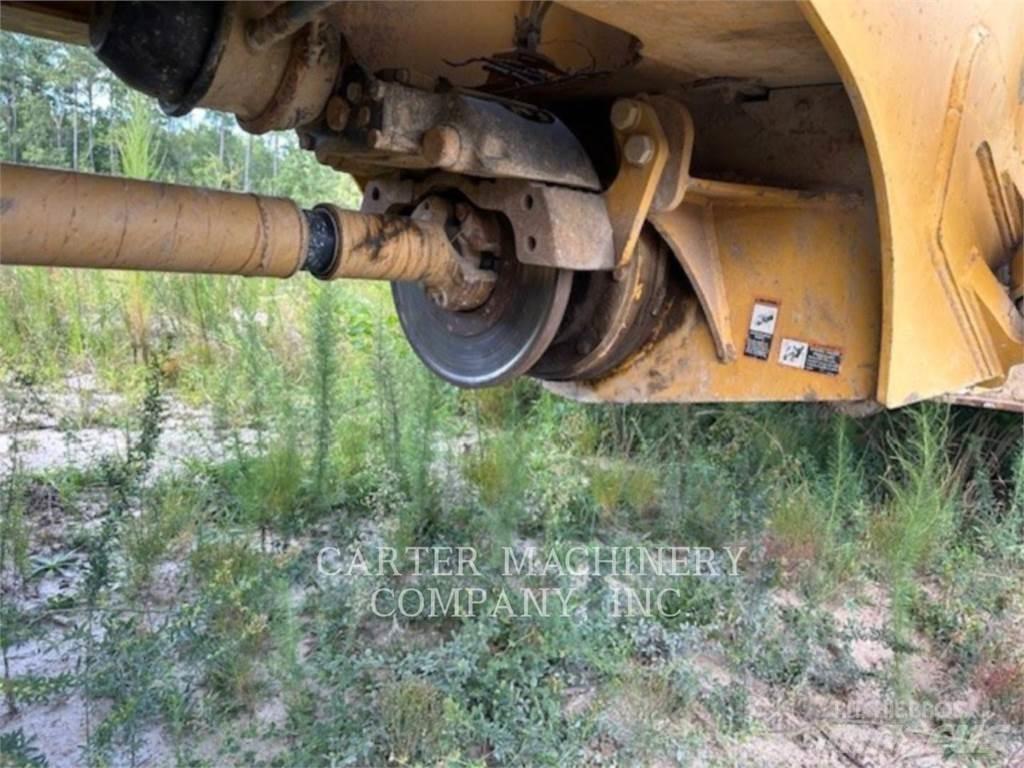 John Deere 300D Terrængående lastbiler
