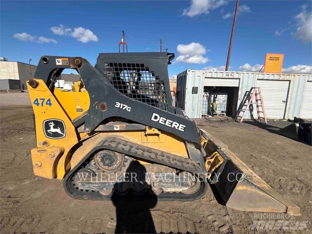 John Deere 317G CTL Larvebåndslæssere