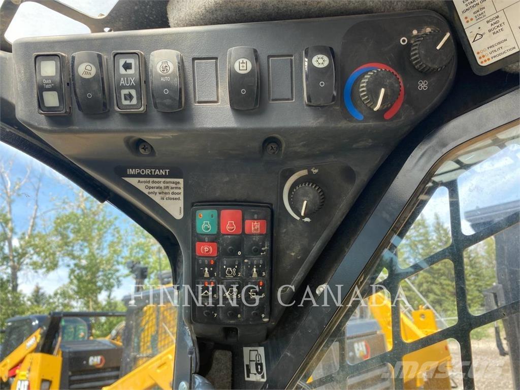 John Deere 325G Larvebåndslæssere