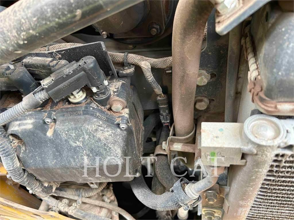 John Deere 333G Larvebåndslæssere