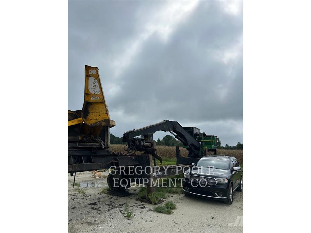 John Deere 437D Knuckleboom læssere