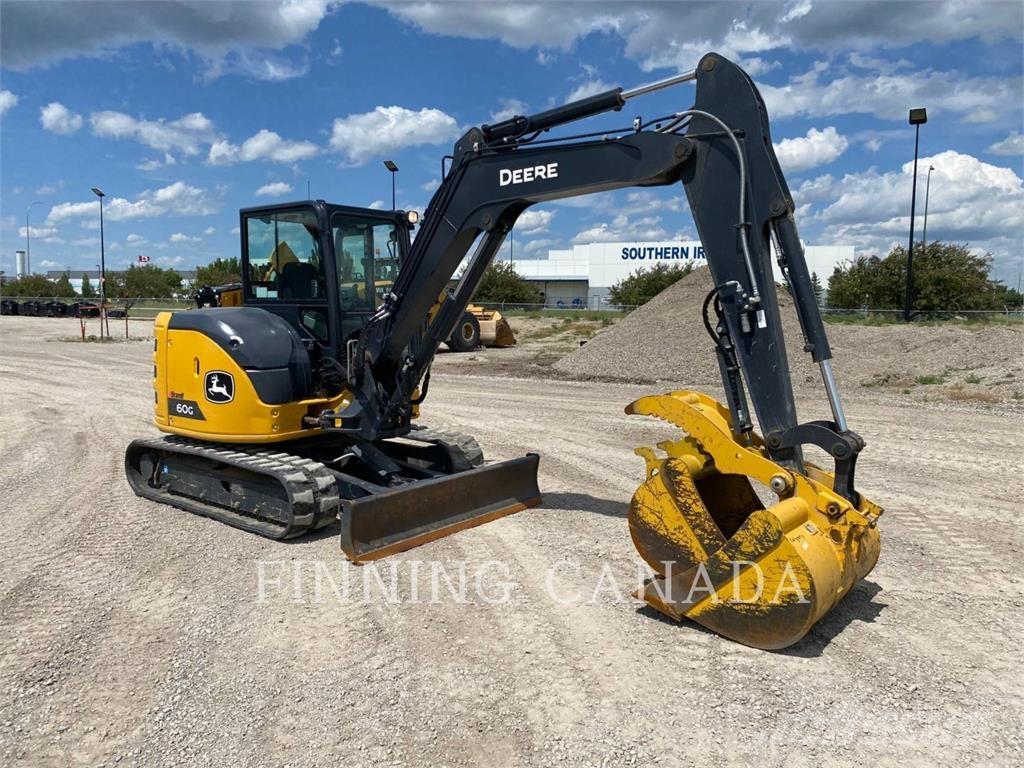 John Deere 60G Gravemaskiner på larvebånd