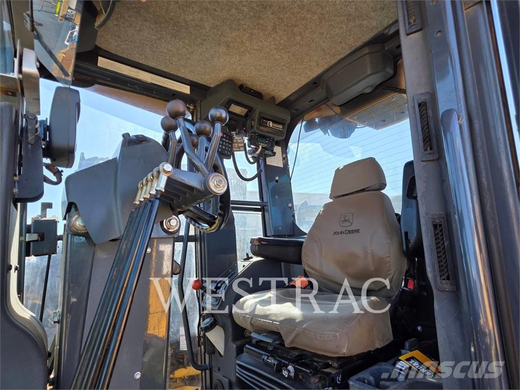John Deere 670G Vejhøvle / Gradere