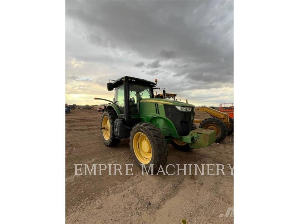 John Deere 7215R Traktorer