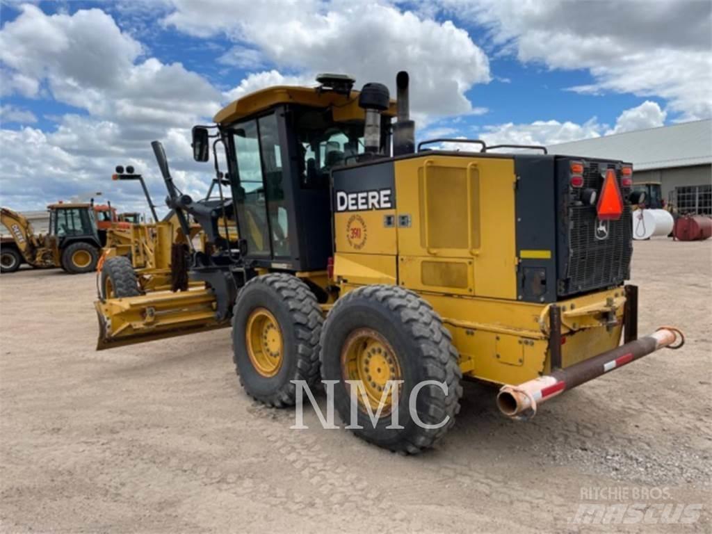 John Deere 770G_JD Vejhøvle / Gradere