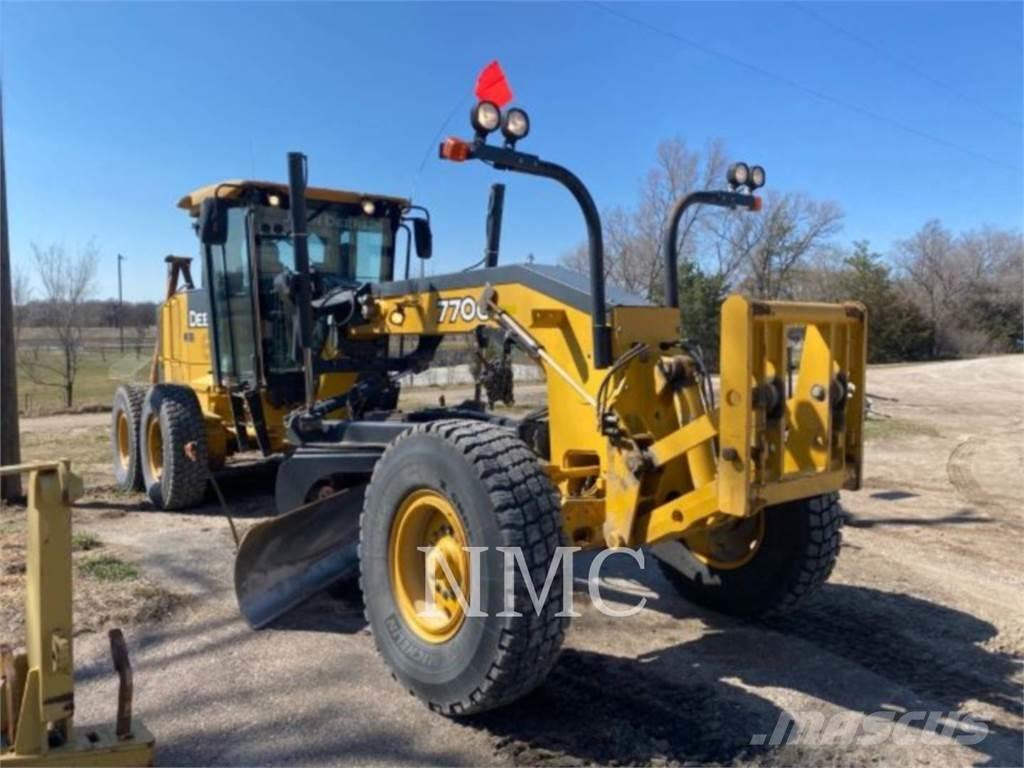 John Deere 770G_JD Vejhøvle / Gradere