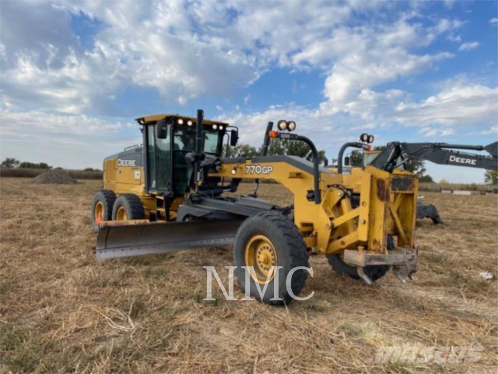 John Deere 770GP_JD Vejhøvle / Gradere