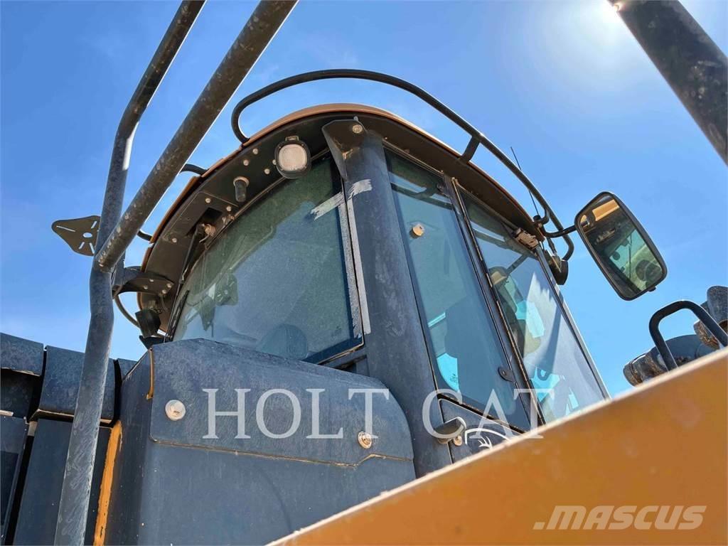 John Deere 844K III Læssemaskiner på hjul