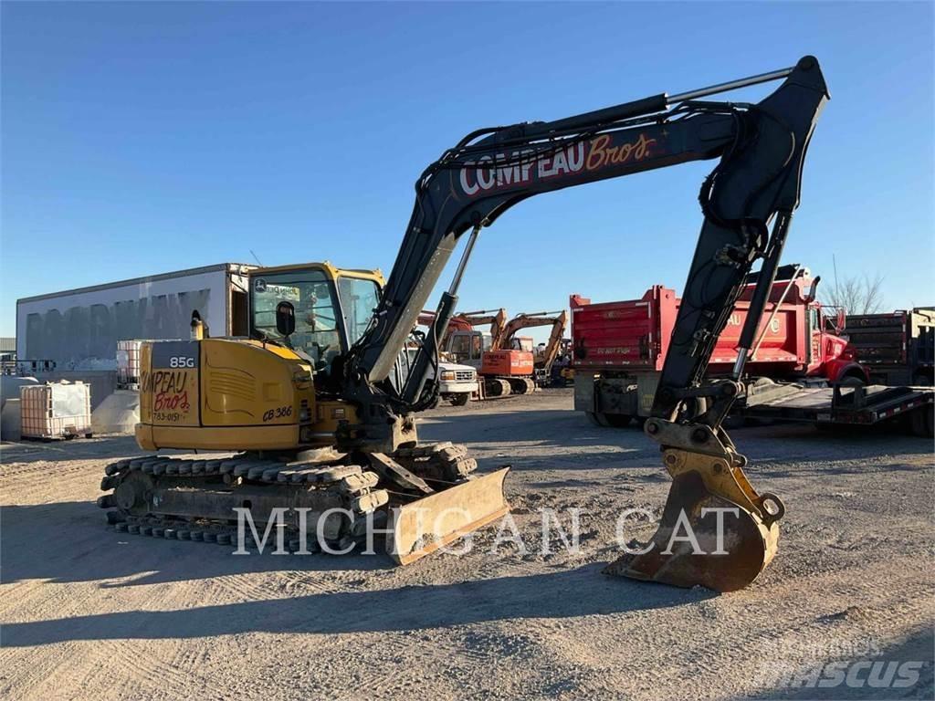 John Deere 85G Gravemaskiner på larvebånd
