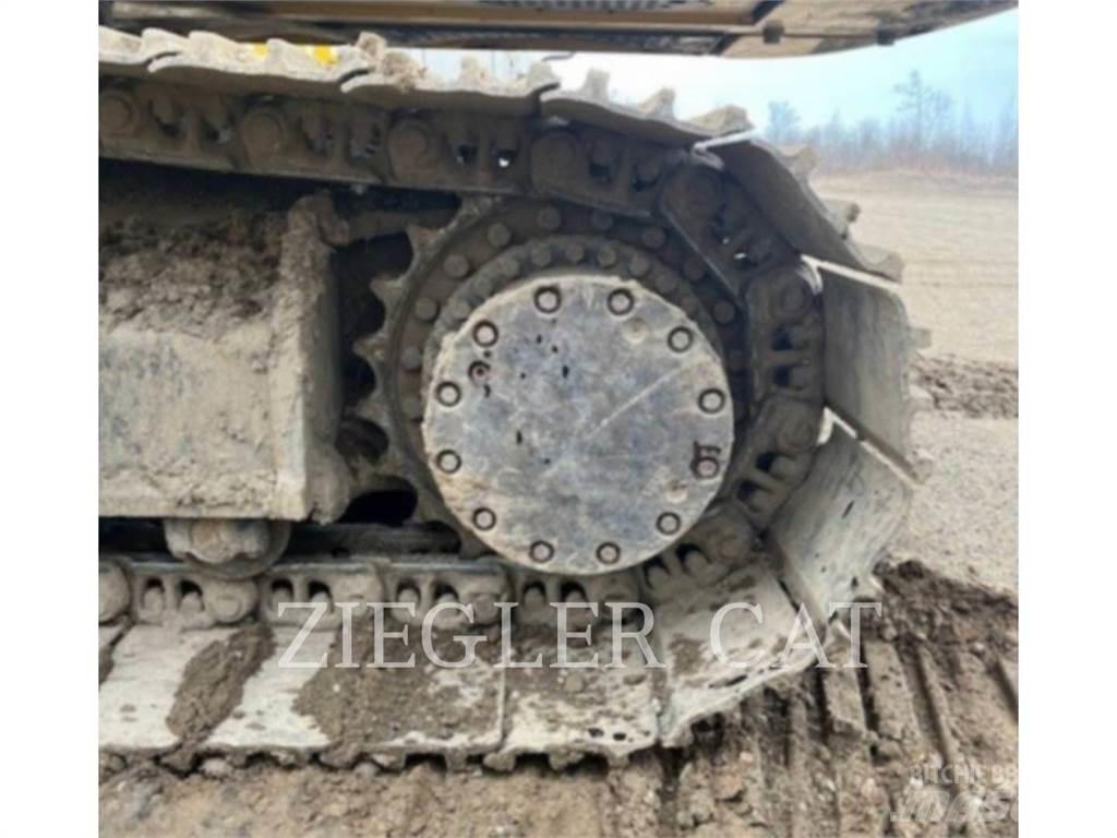 John Deere & CO. 250GLC Gravemaskiner på larvebånd
