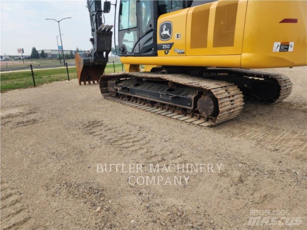 John Deere & CO. 250P Gravemaskiner på larvebånd