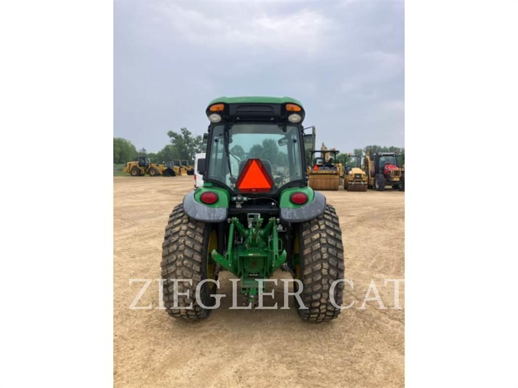 John Deere & CO. 4066R Traktorer