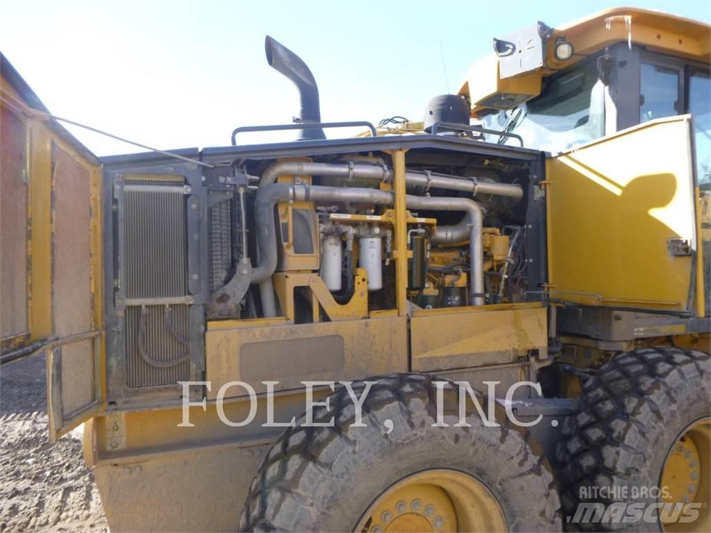John Deere & CO. 672G Vejhøvle / Gradere