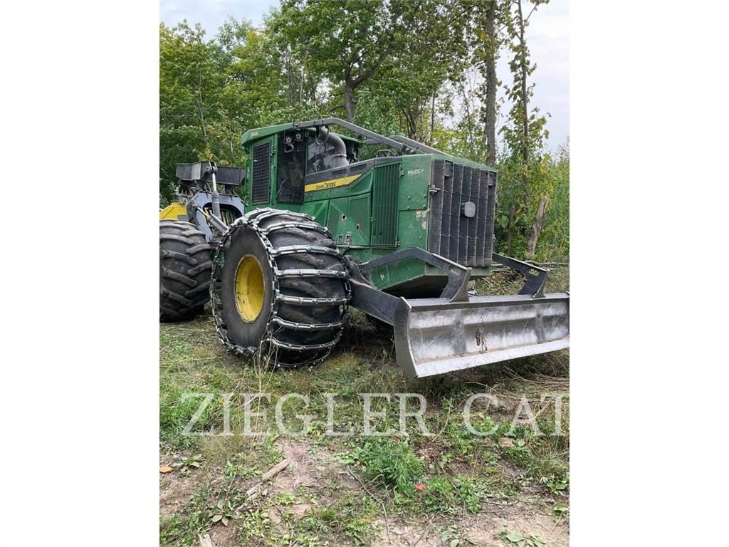 John Deere & CO. 748L Skovbrugstraktorer