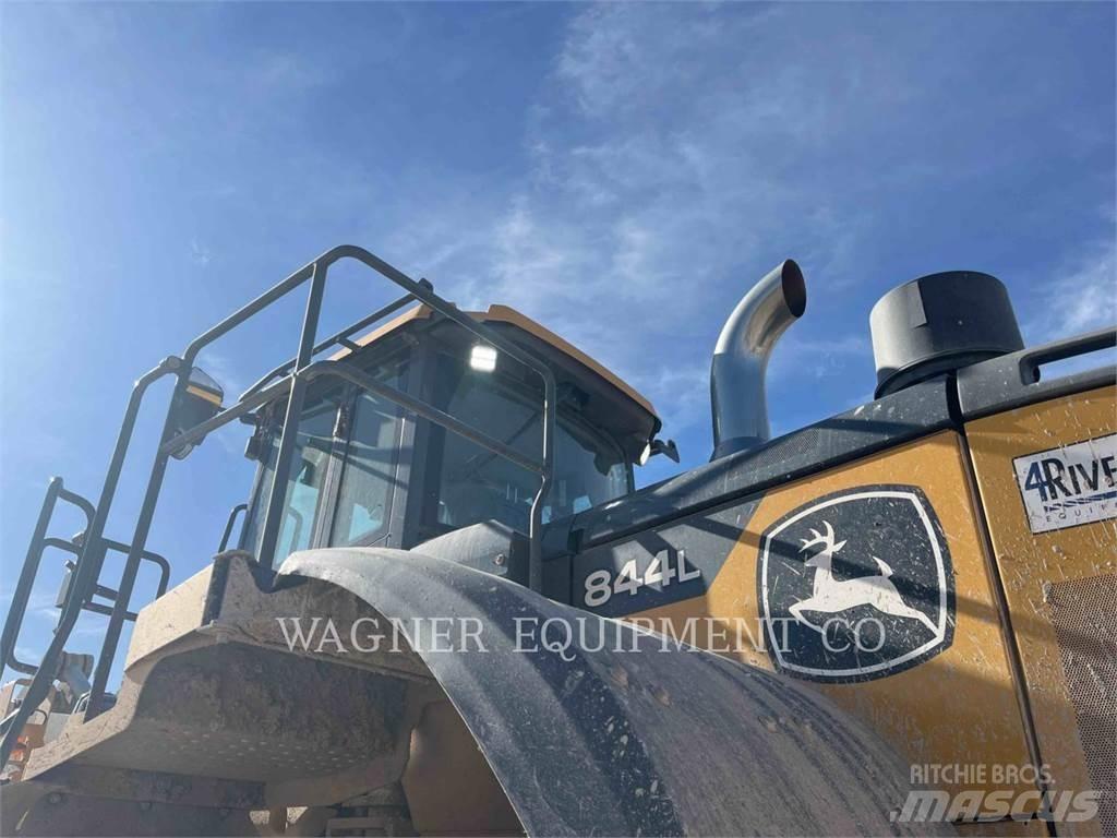 John Deere & CO. 844L AG Læssemaskiner på hjul