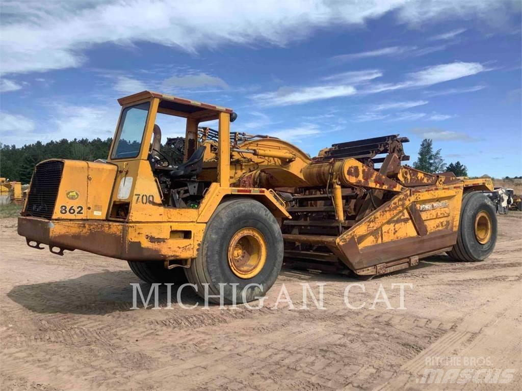 John Deere & CO. 862 Skrabere