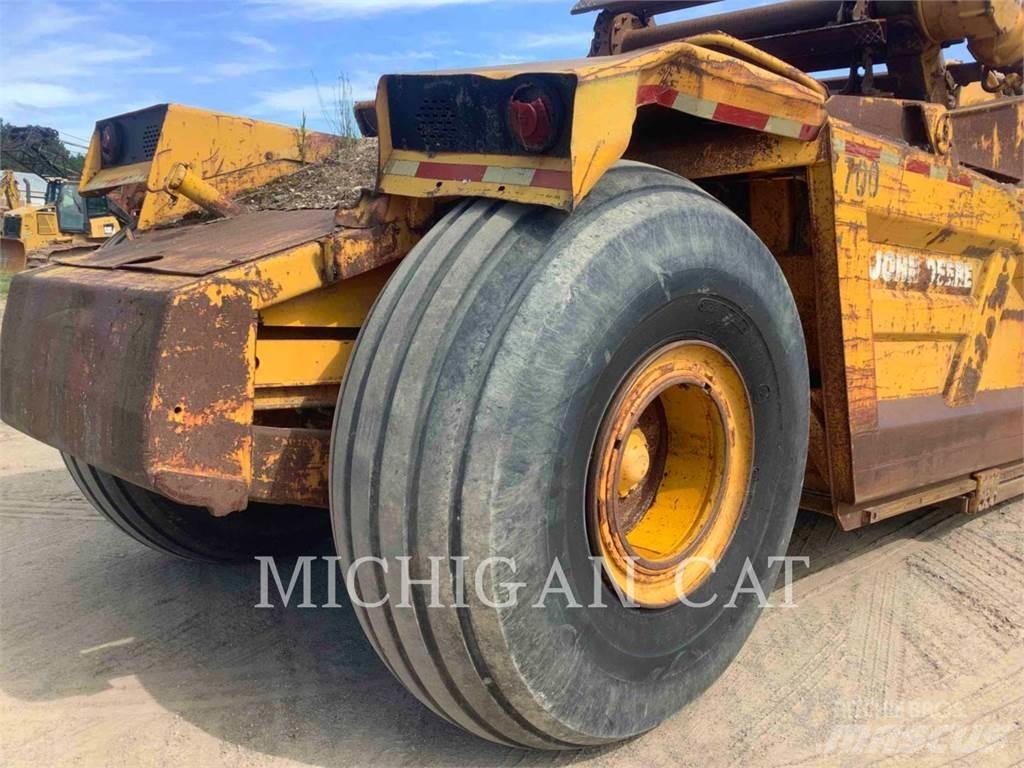 John Deere & CO. 862 Skrabere
