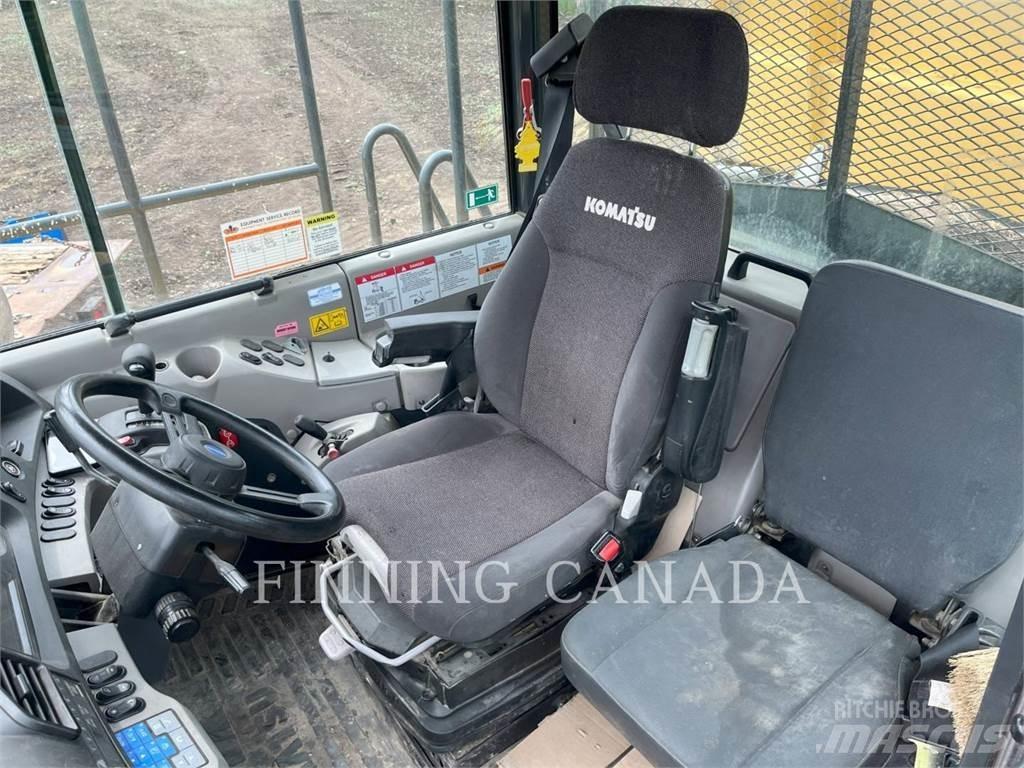 Komatsu CANADA HM300-3 Terrængående lastbiler