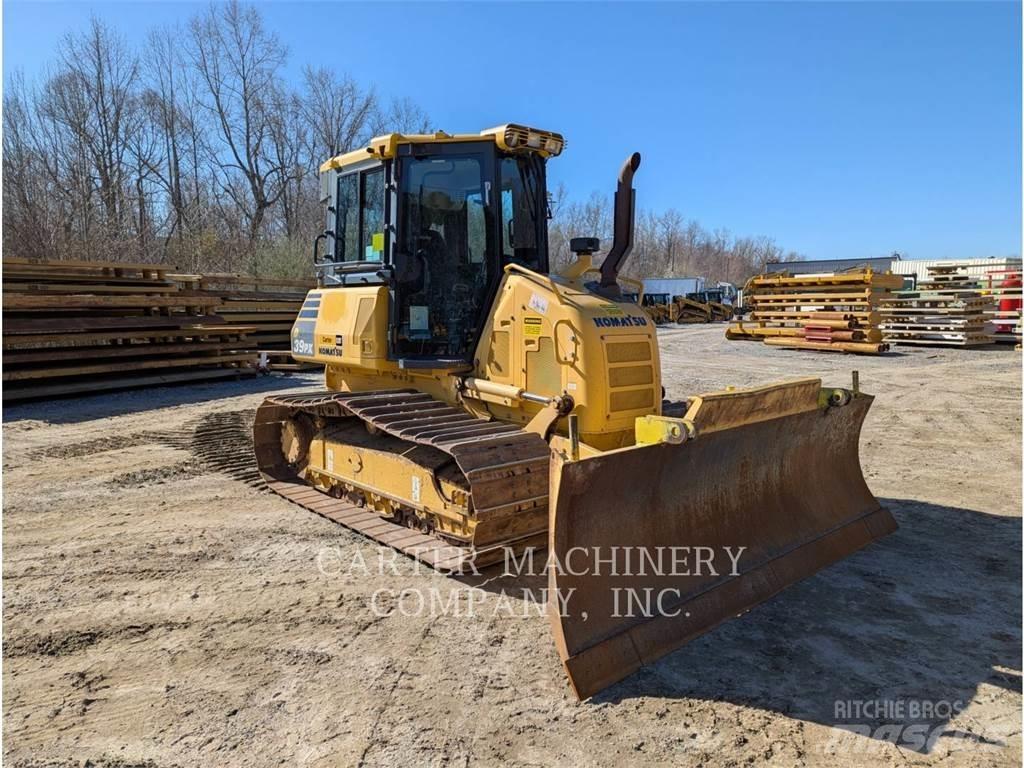 Komatsu D39PX-24 Bulldozer på larvebånd