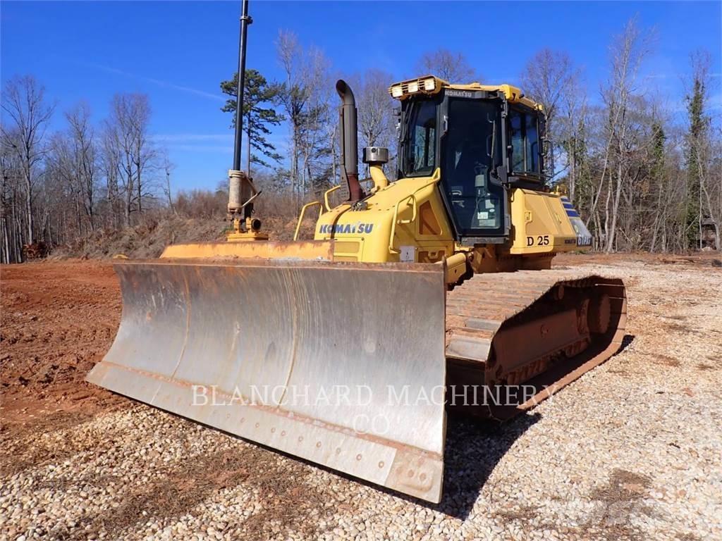 Komatsu D61PX-23 Bulldozer på larvebånd