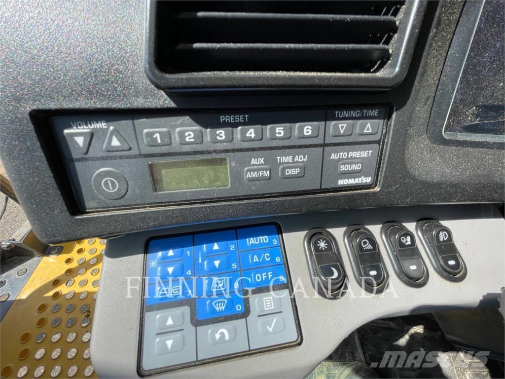 Komatsu HD605-8 Terrængående lastbiler