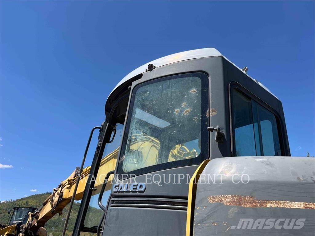 Komatsu PC138USLC2 Gravemaskiner på larvebånd