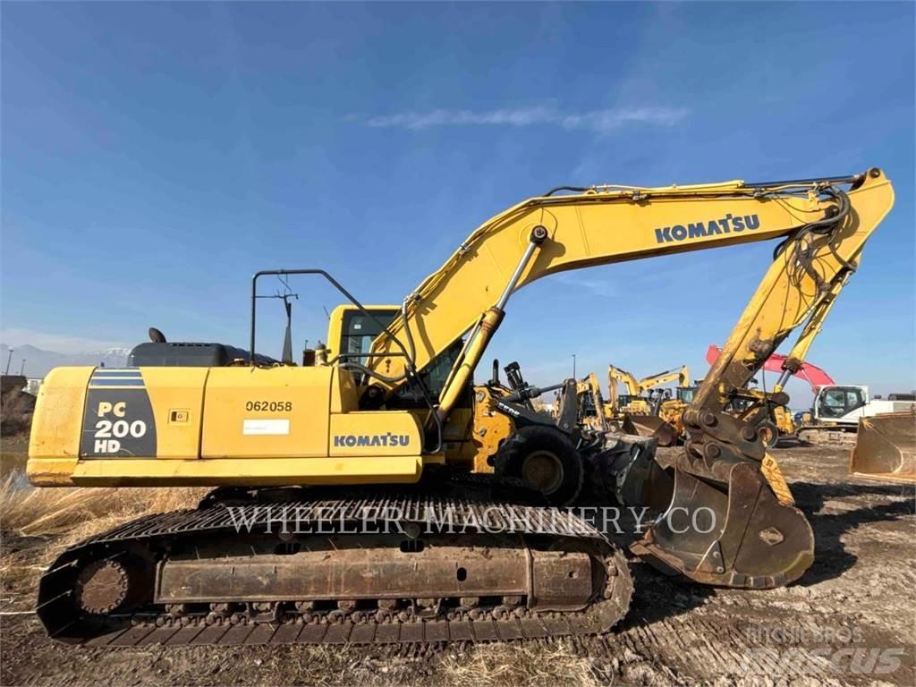 Komatsu PC200-8 Gravemaskiner på larvebånd