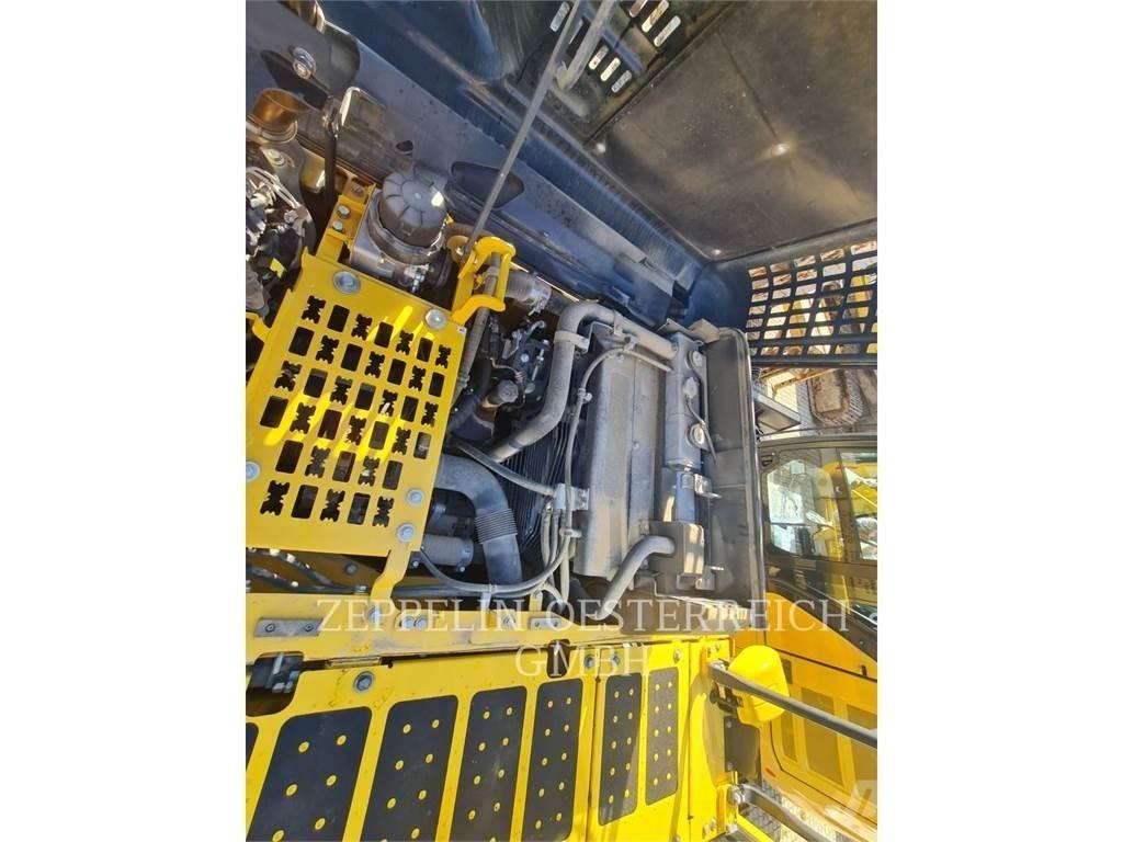Komatsu PC210LC-11EQ Gravemaskiner på larvebånd