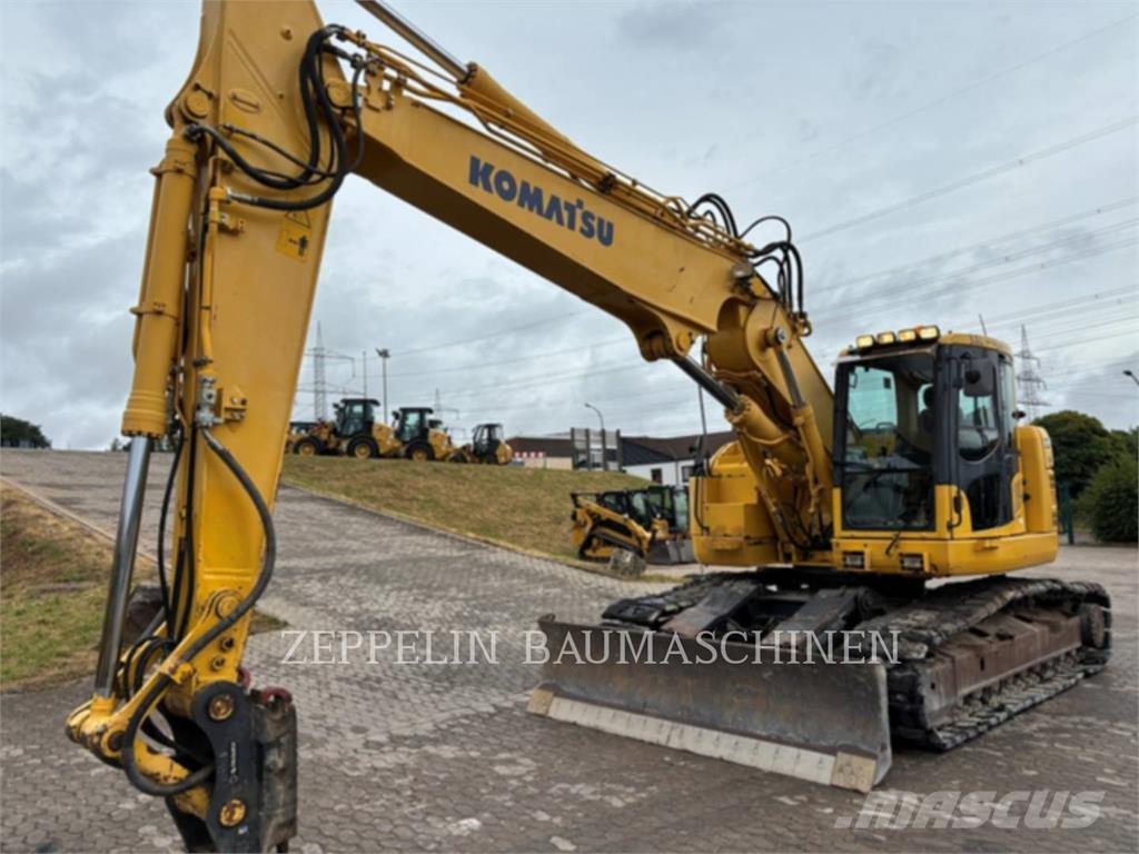 Komatsu PC228 Gravemaskiner på larvebånd