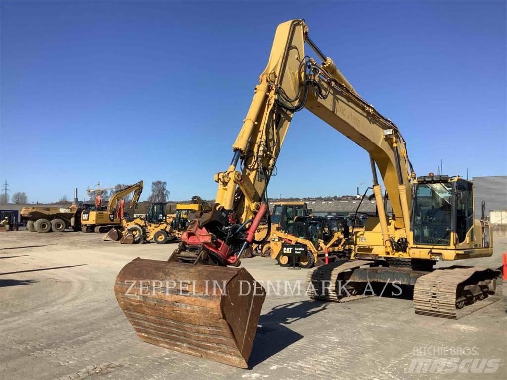 Komatsu PC240 Gravemaskiner på larvebånd