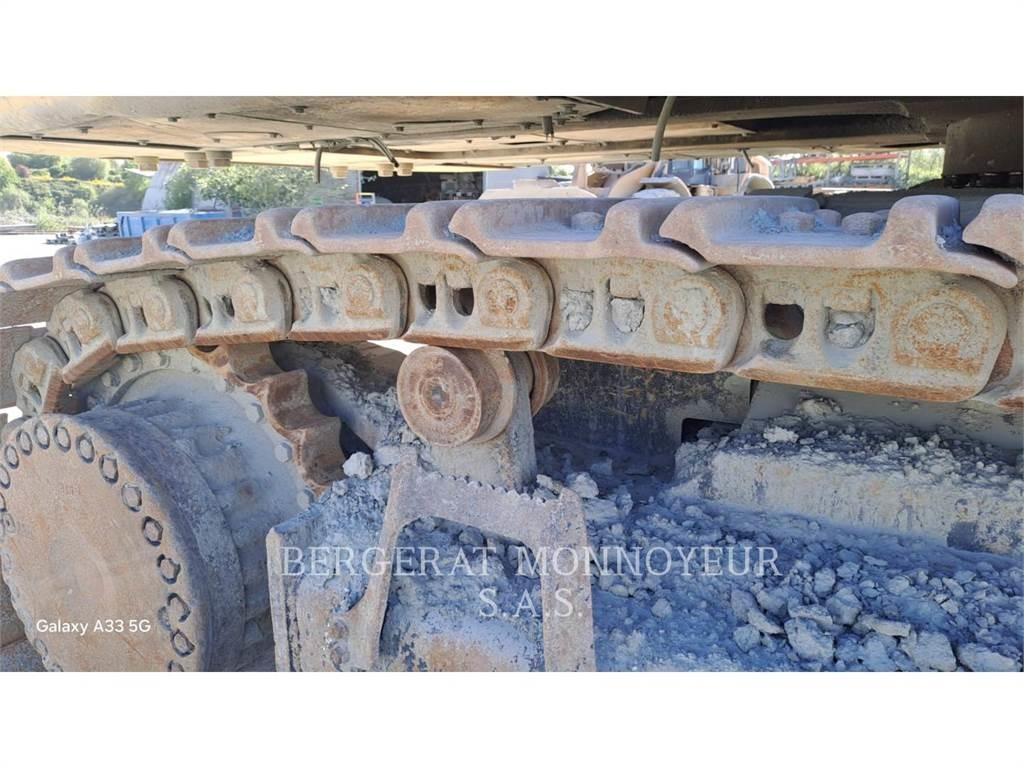 Komatsu PC700LC - 11 Gravemaskiner på larvebånd