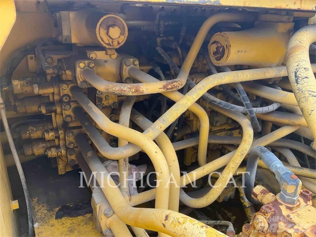 Komatsu PC750LC-6K Gravemaskiner på larvebånd