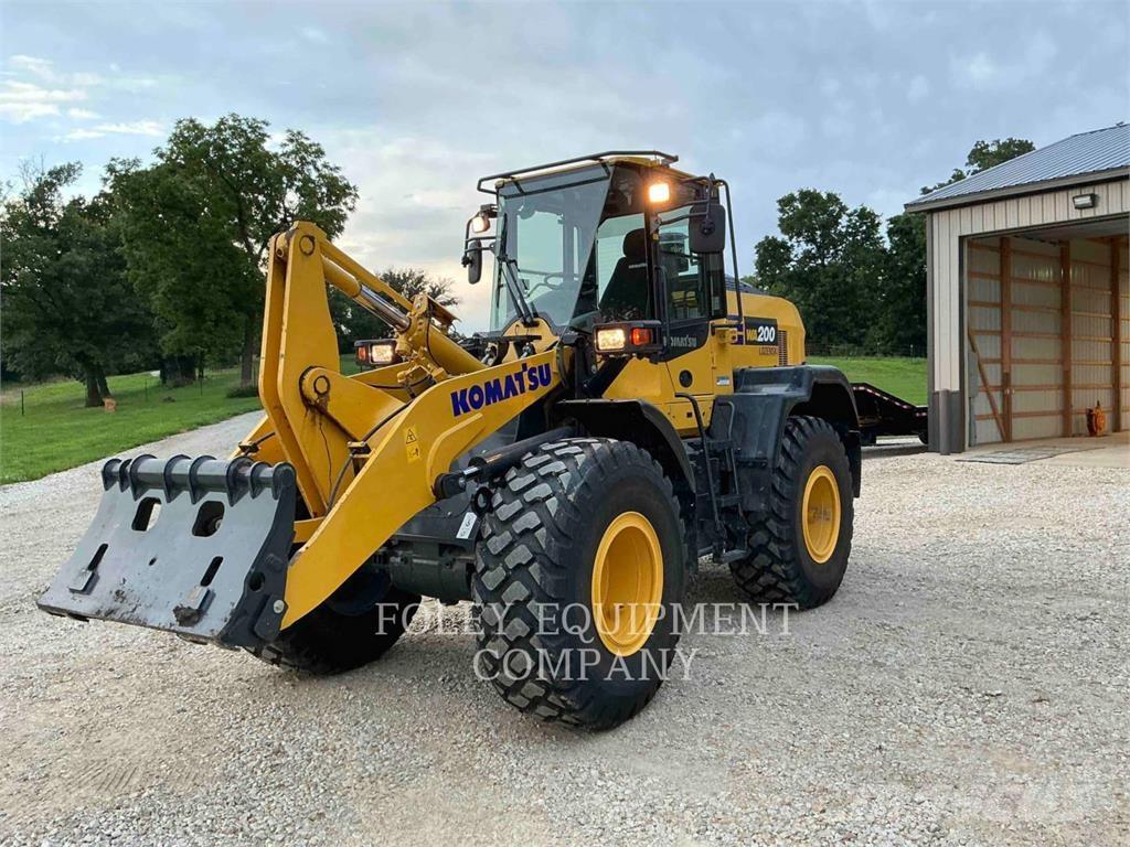Komatsu WA200-8 Læssemaskiner på hjul