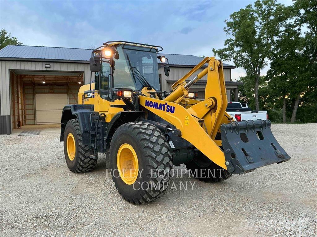 Komatsu WA200-8 Læssemaskiner på hjul