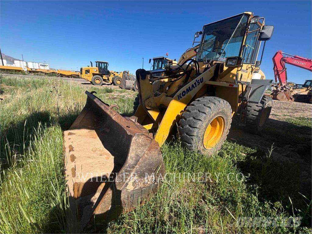 Komatsu WA250-5L Læssemaskiner på hjul