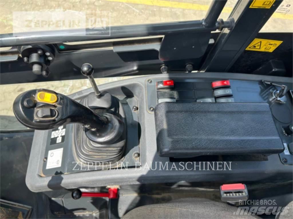 Komatsu WA80M-8EO Læssemaskiner på hjul