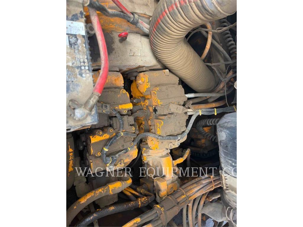 LeeBoy L8816 T Asfaltudlæggere