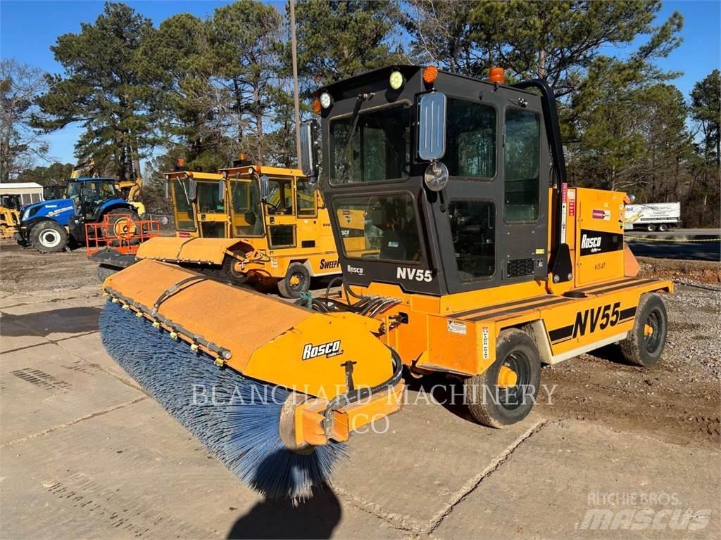 LeeBoy NV55 BROOM Fejemaskiner