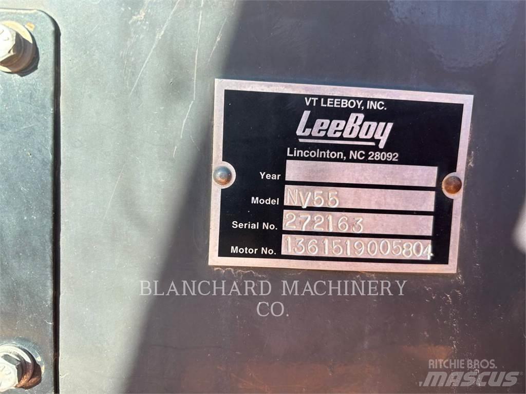 LeeBoy NV55 BROOM Fejemaskiner