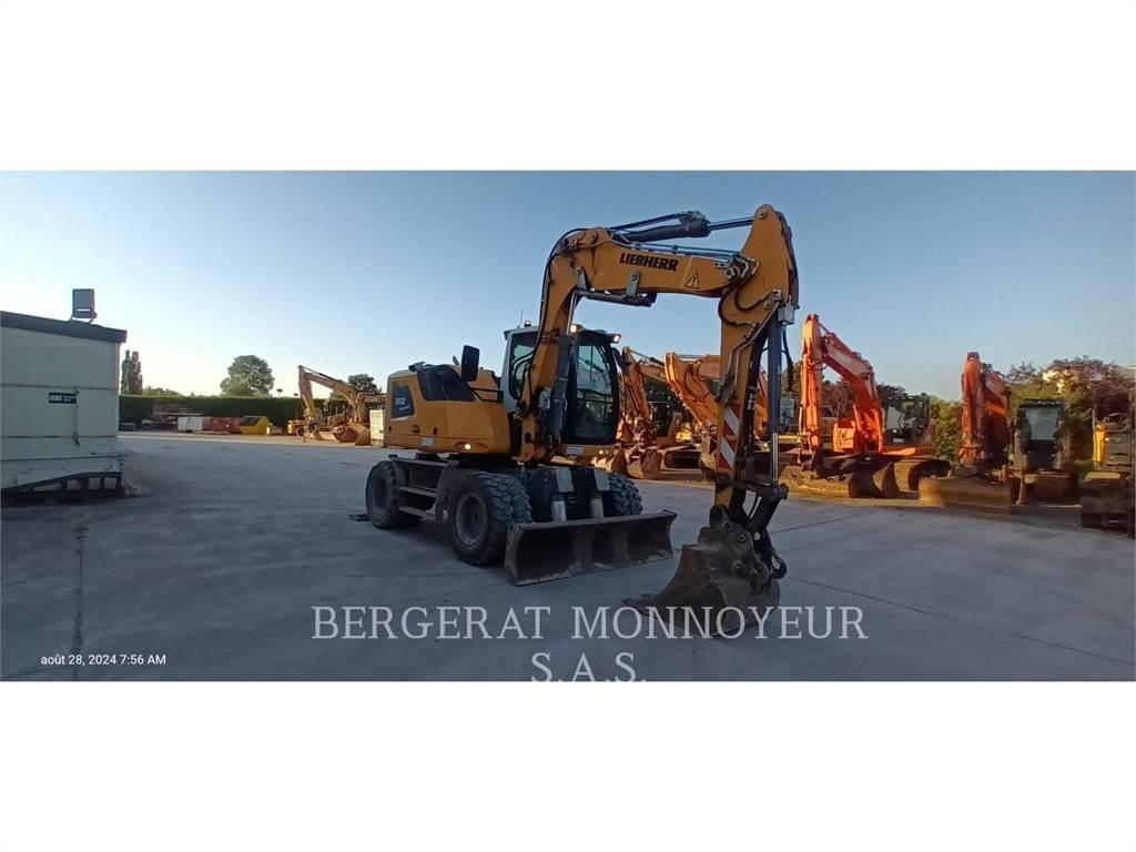 Liebherr A912 Gravemaskiner på hjul