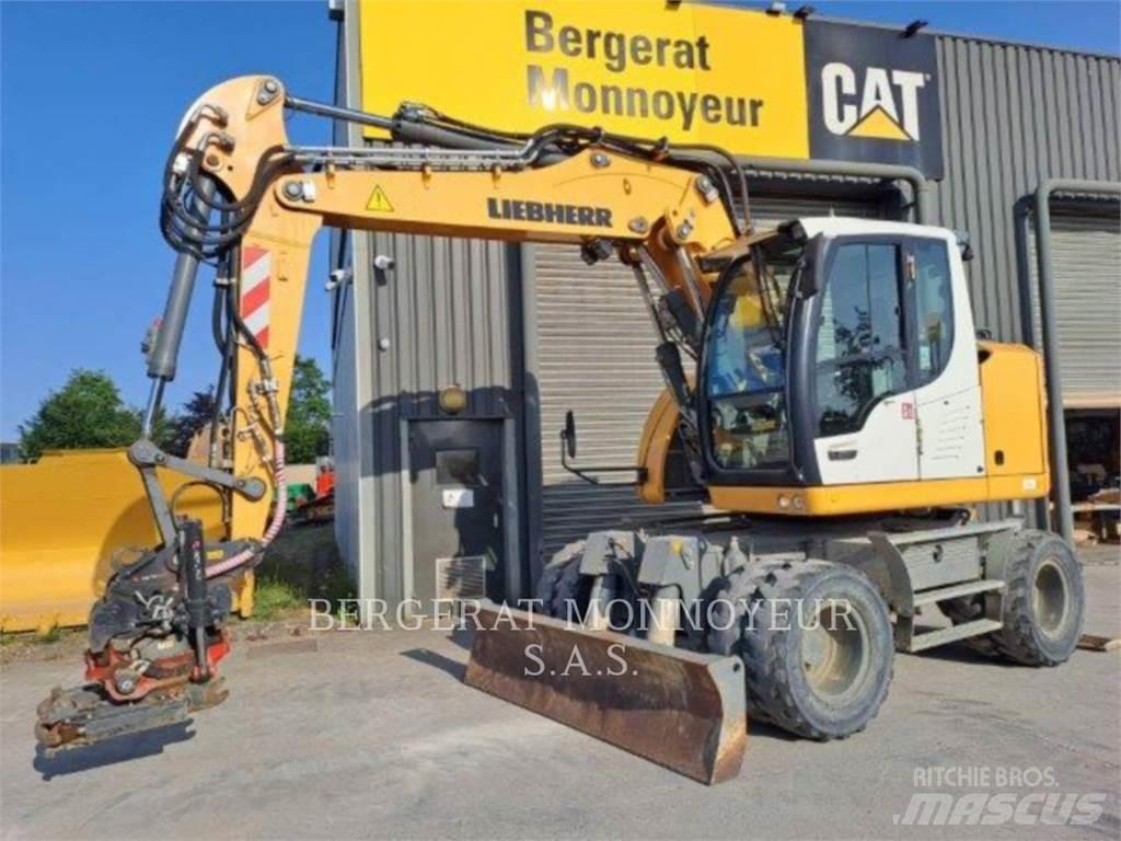Liebherr A913 Gravemaskiner på hjul
