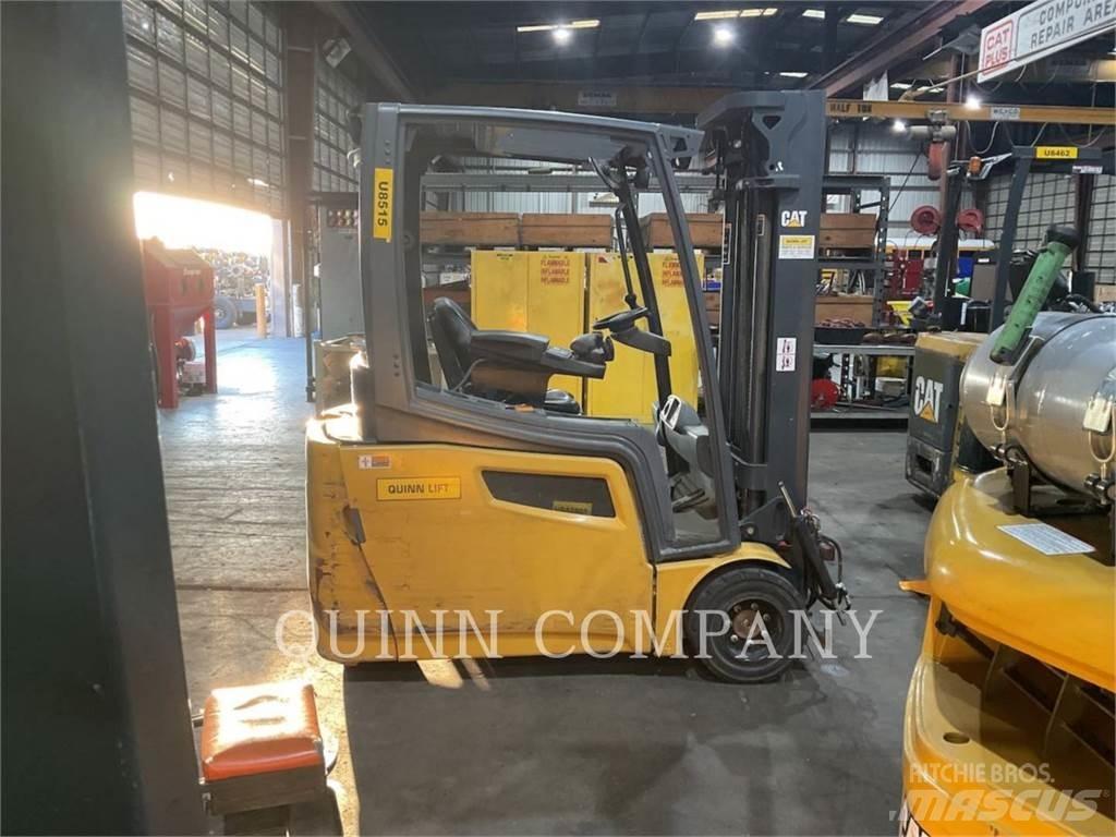 MCFA 2ET4000 Gaffeltrucks - andre