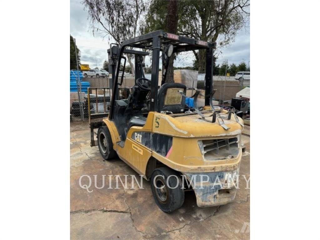 MCFA 2P6000-LE Gaffeltrucks - andre