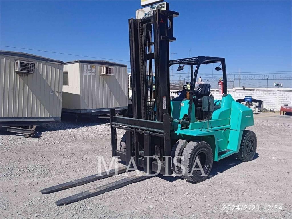 Mitsubishi FD70NM-D Diesel gaffeltrucks