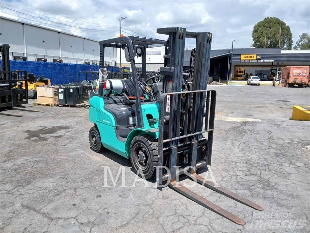 Mitsubishi FG25N5-LE Gaffeltrucks - andre