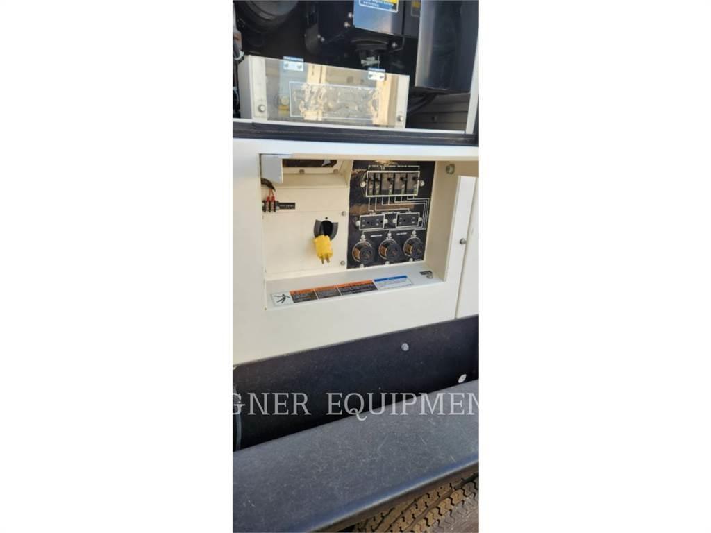 MultiQuip DCA-45SSIU4F Andre generatorer