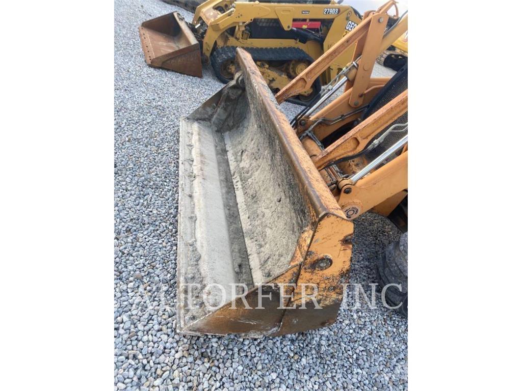 New Holland 590SM Rendegravere