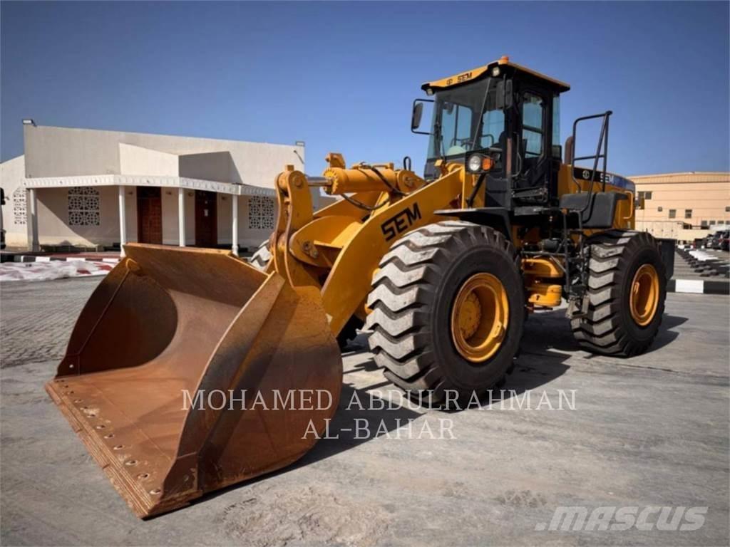 SEM MACHINERY SEM660D Læssemaskiner på hjul