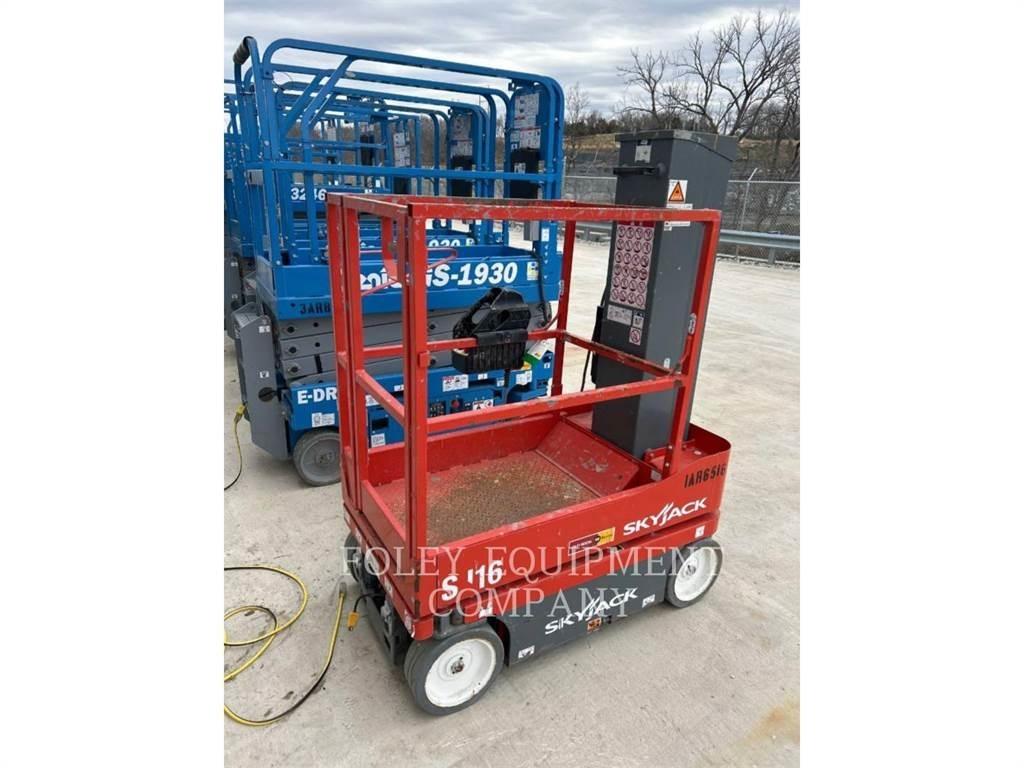 Skyjack (OBSOLETE) SJ16 Saxlifte