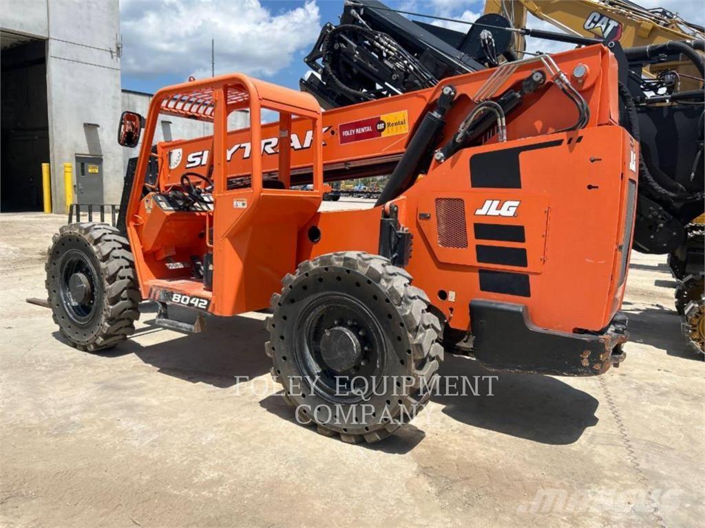 SkyTrak 8042O Teleskoplæssere